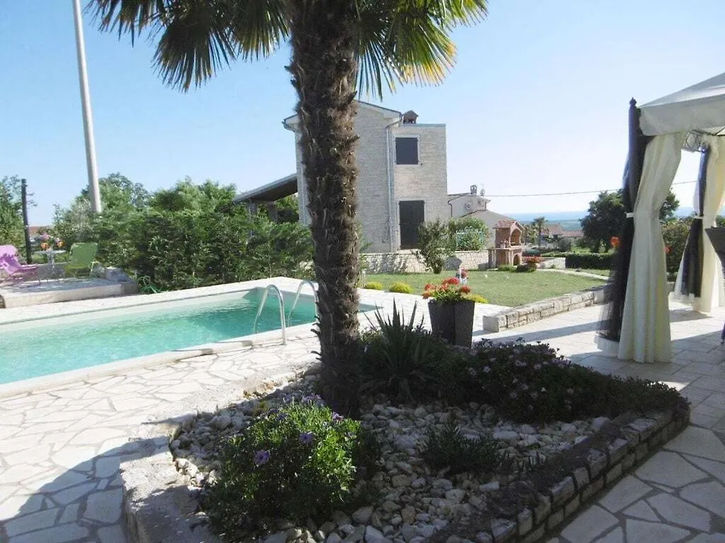 Emma Comfortable Holiday Residence Kaštelir Ferienhaus